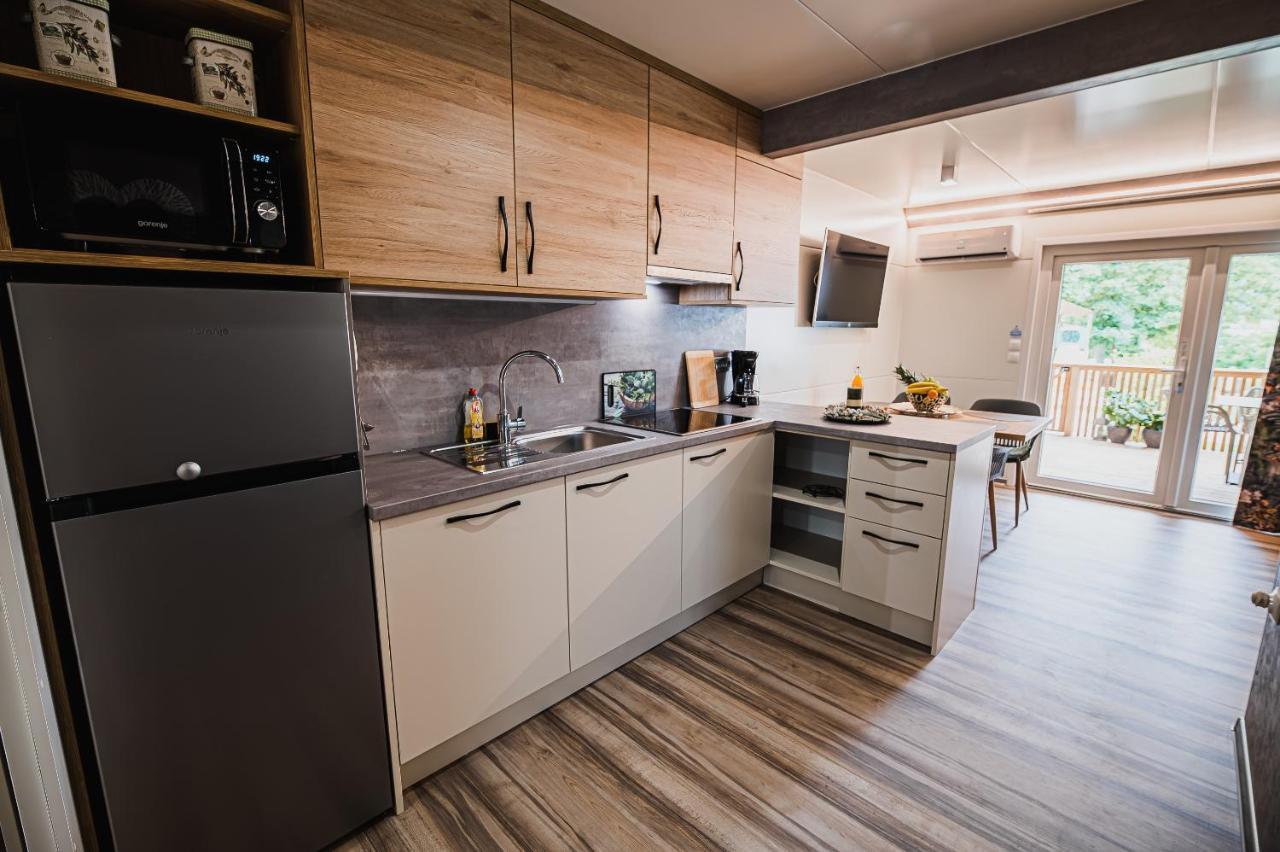 Premium Mobile Homes With Thermal Riviera Tickets Catez ob Savi Esterno foto